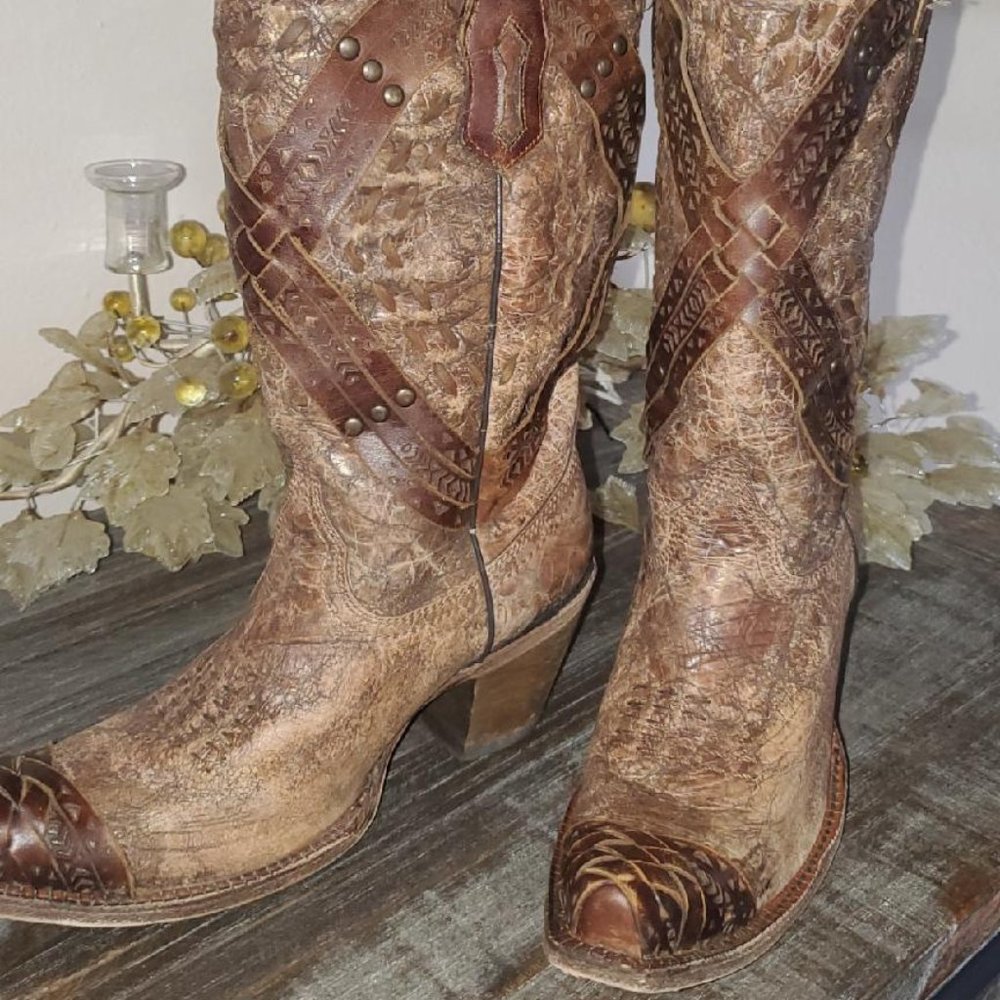 Corral Distressed Leather Heeled Boots